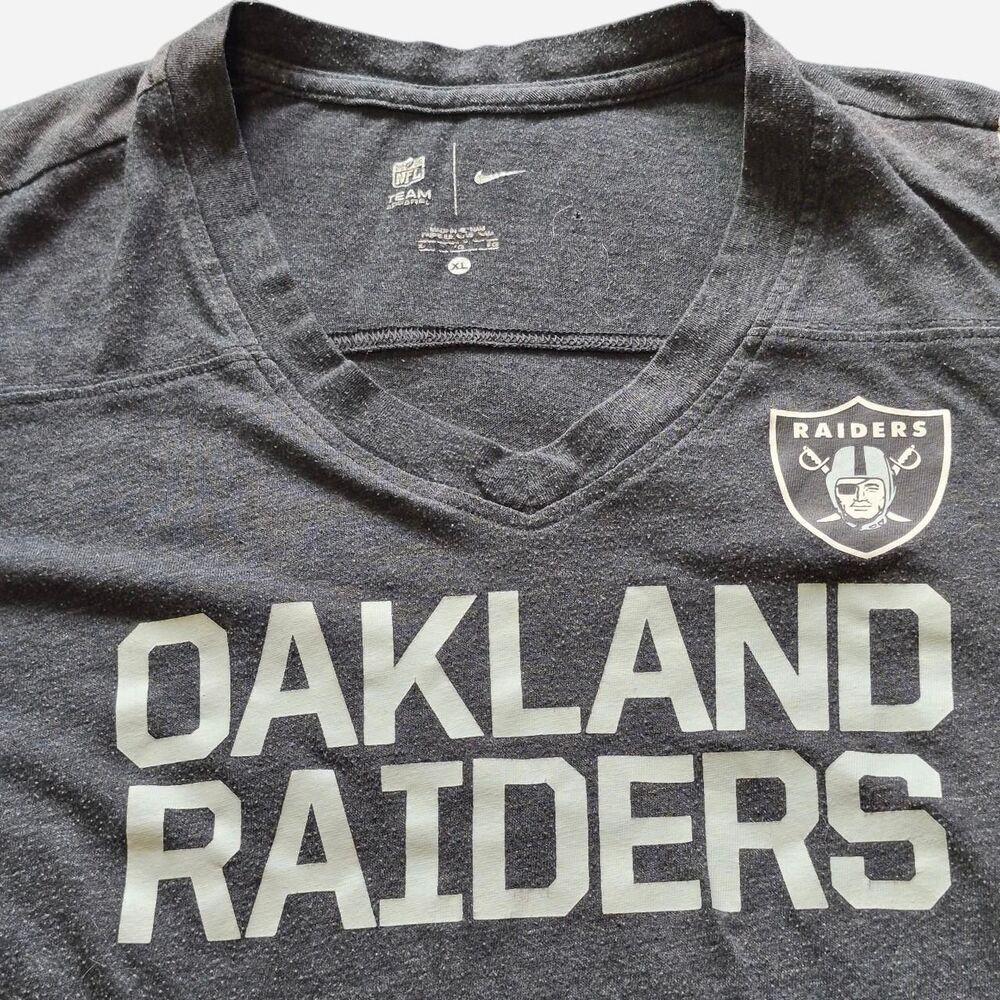 Nike Women's Black and Grey T-shirt